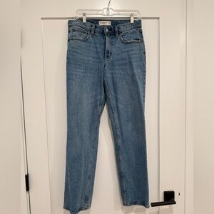 Abercrombie & Fitch mid rise straight jeans